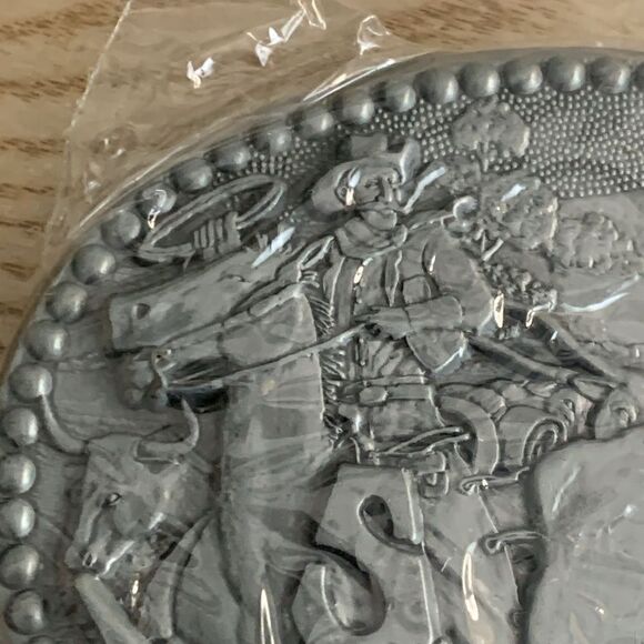 ZEE Series Longhorn Cattle Drive Metal Belt Buckle - Picture 7 of 13